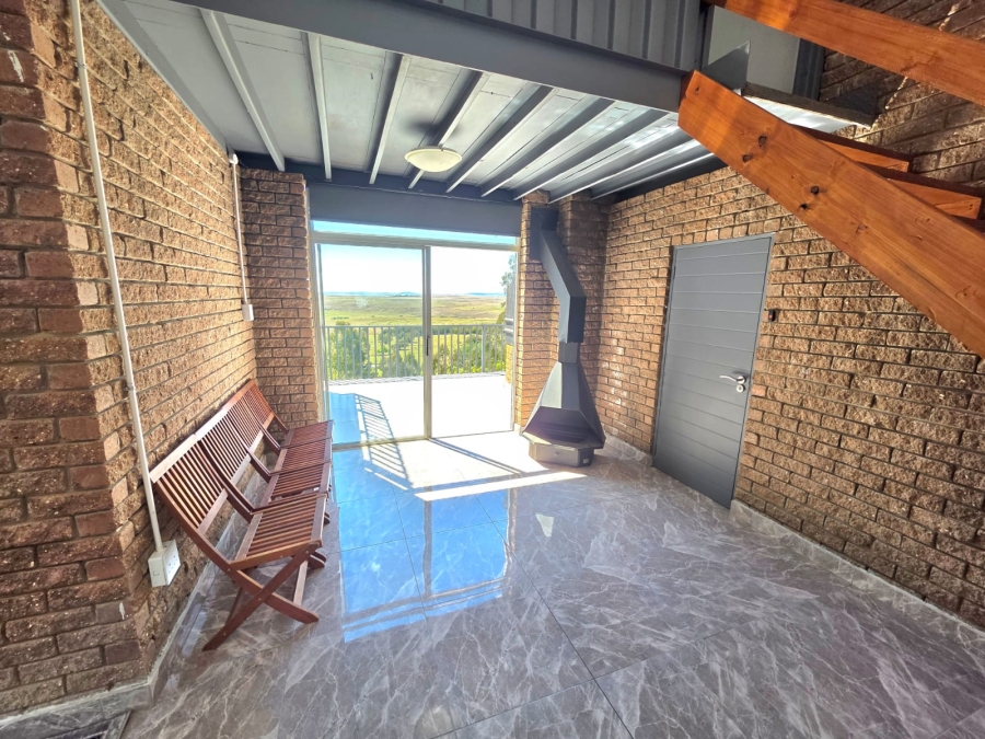 8 Bedroom Property for Sale in Bethlehem Rural Free State